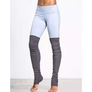 Alo Yoga Sky Blue and Heather Goddess leggings